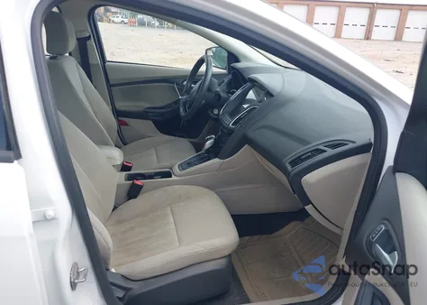 2015 Ford Focus Se из США, поврежденный, VIN 1FADP3F24FL304288